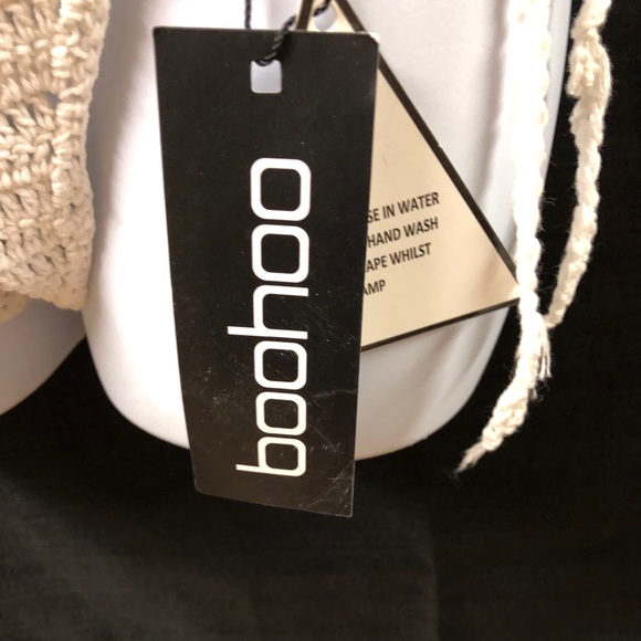 NWT Boohoo Crochet Bikini Shell - Picture 6 of 7